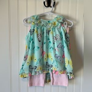 NWOT- Cute Butterfly Top with Matching Long Shorts- 4T